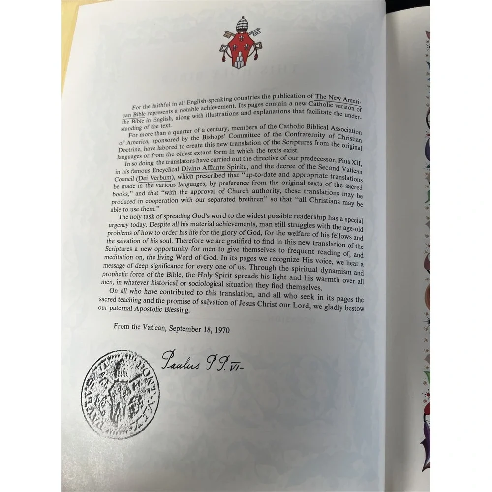 Vintage Holy Bible Fireside Family Edition Catholic  1974/75‎ Edition